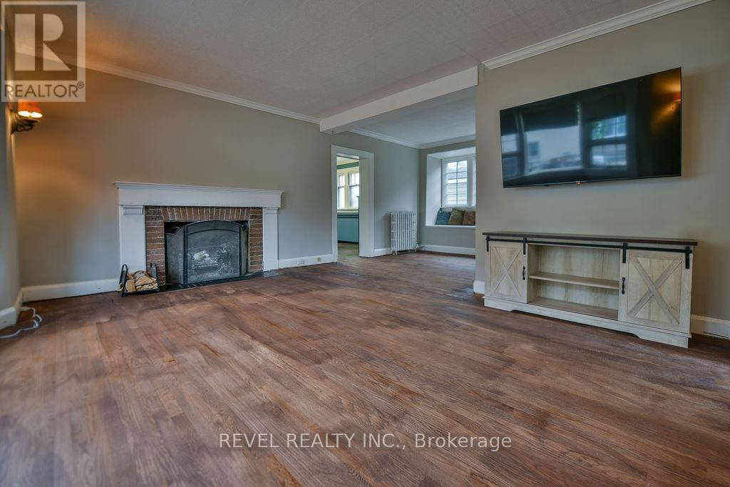 181 HEMLOCK STREET - 6