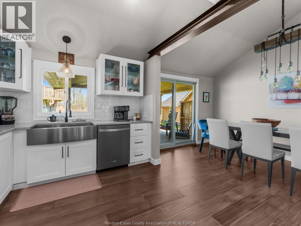 1122 Heritage ROAD - 16