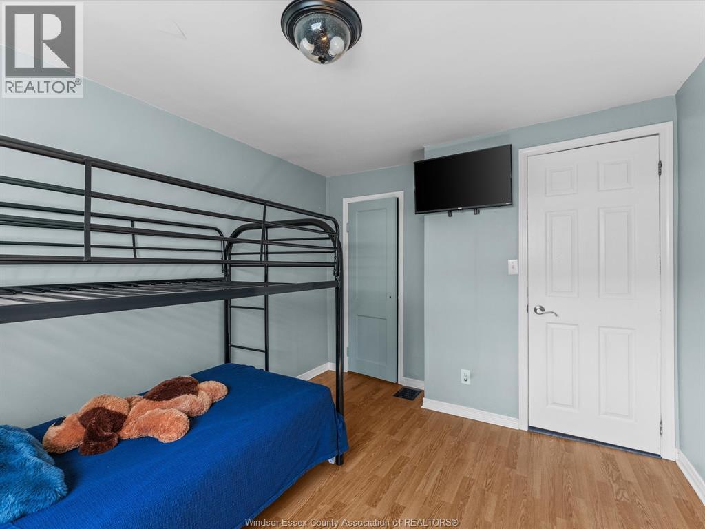 1122 Heritage ROAD - 24