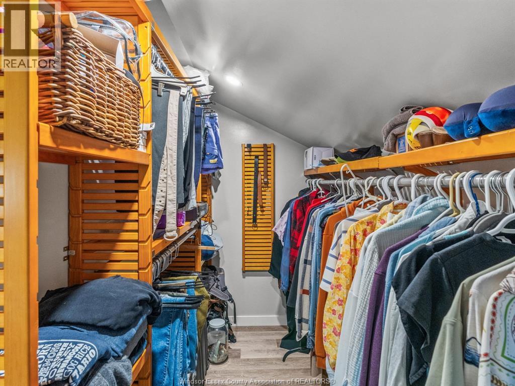 1122 Heritage ROAD - 33