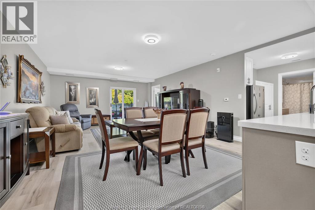 #120 1611 BANWELL ROAD - 9