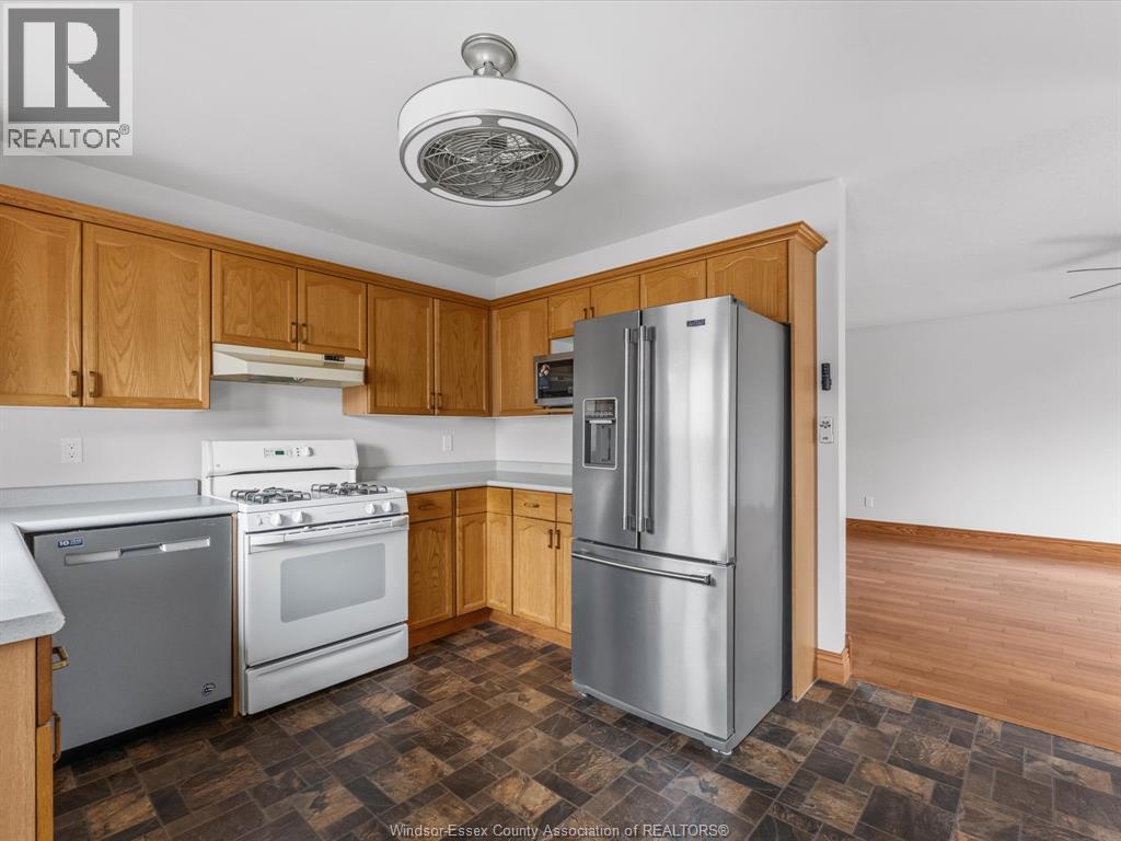 1553 BLAIRWOOD CRESCENT - 10