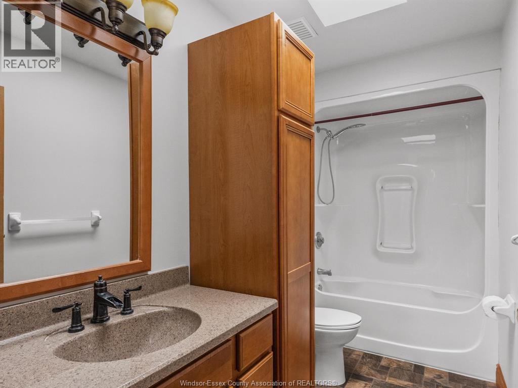 1553 BLAIRWOOD CRESCENT - 19