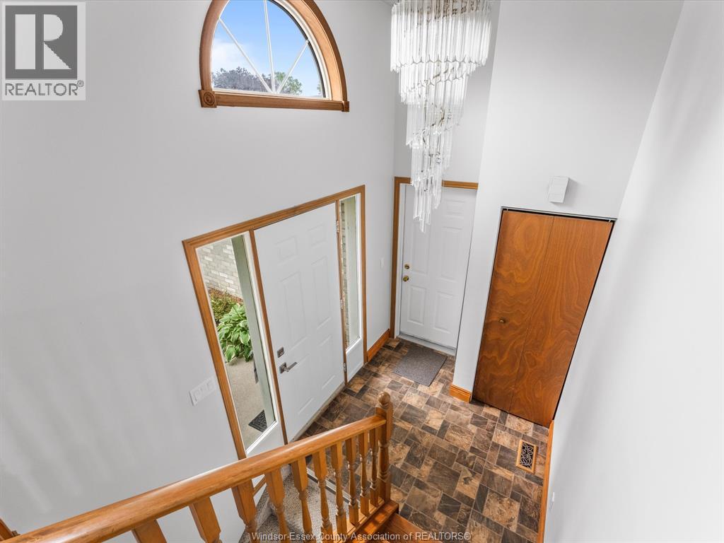 1553 BLAIRWOOD CRESCENT - 23