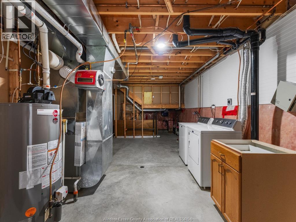 1553 BLAIRWOOD CRESCENT - 28