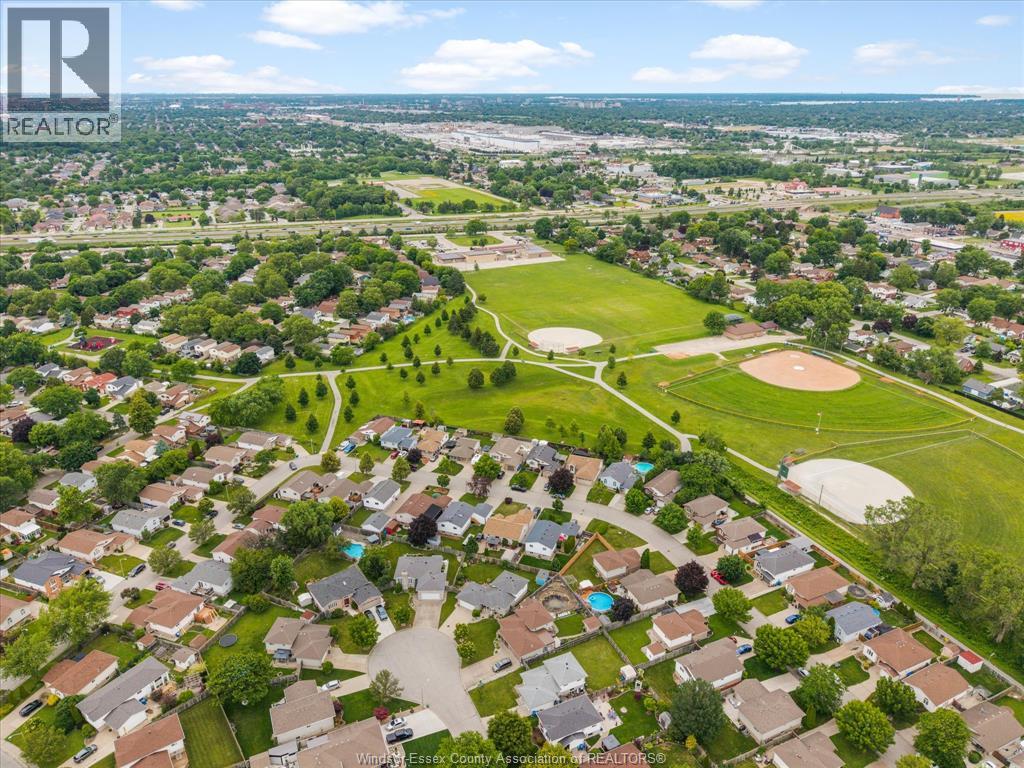 1553 BLAIRWOOD CRESCENT - 37