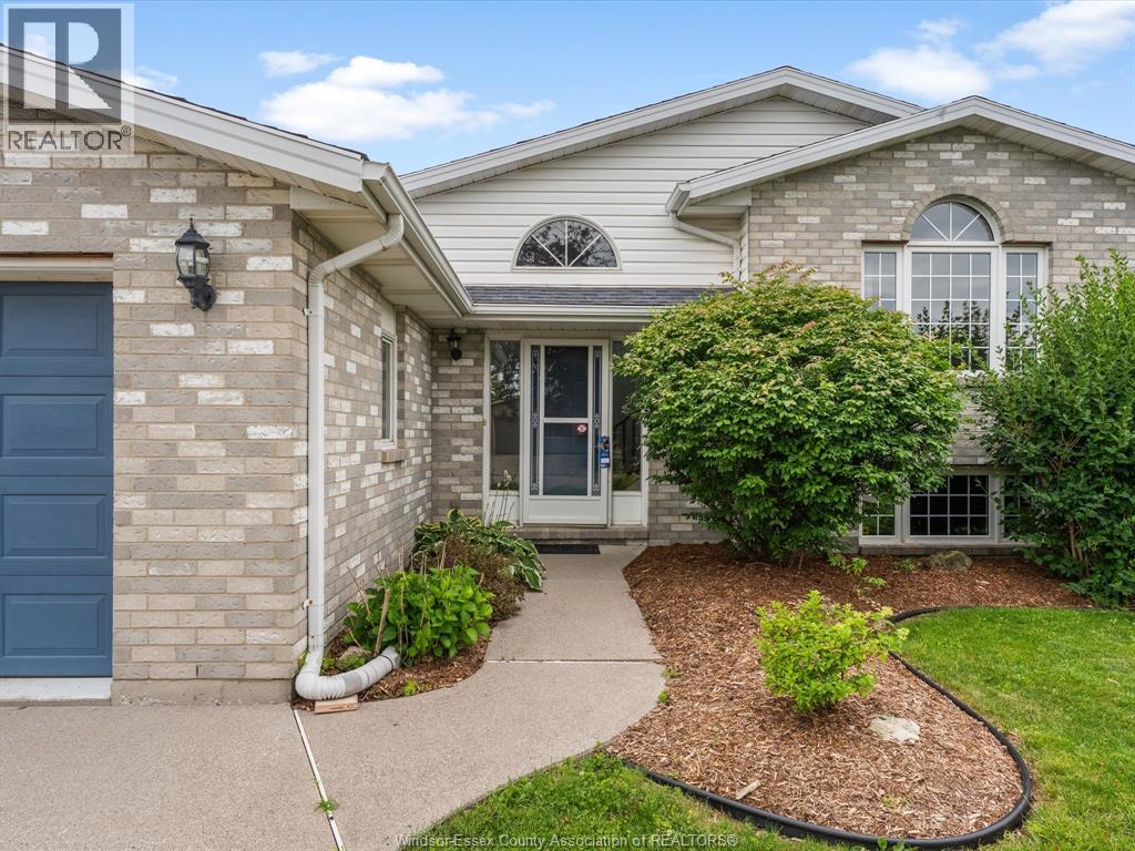 1553 BLAIRWOOD CRESCENT - 4