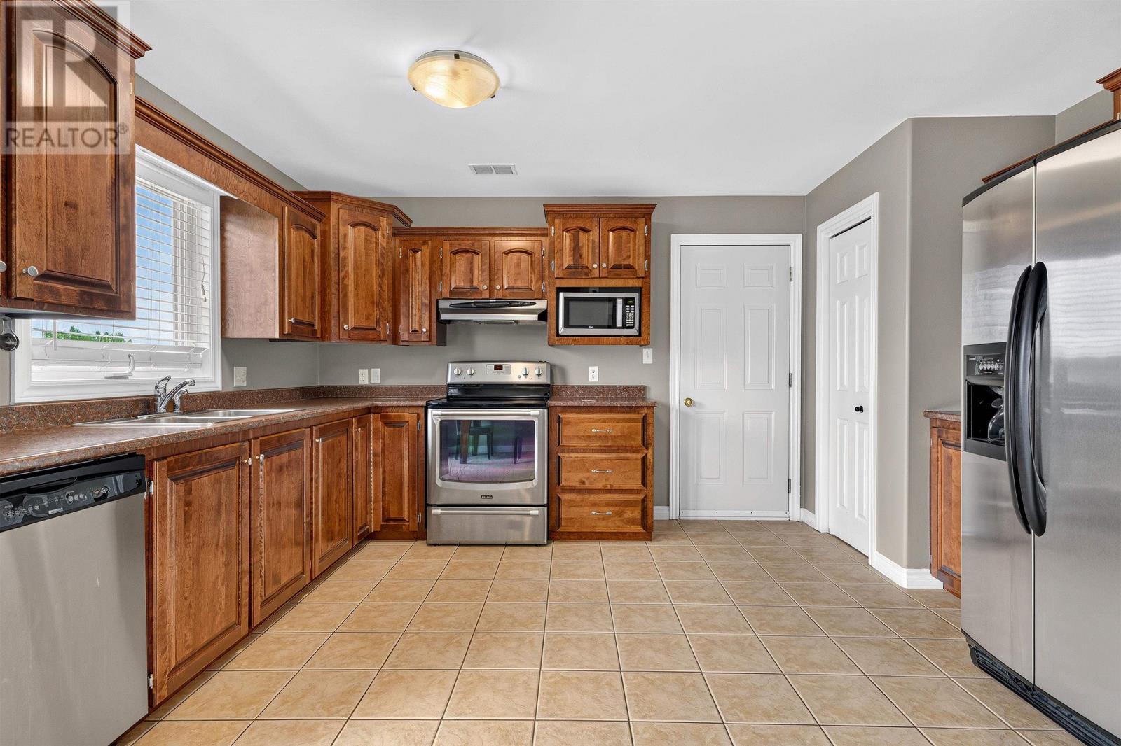 123 Barbour Circle - 8