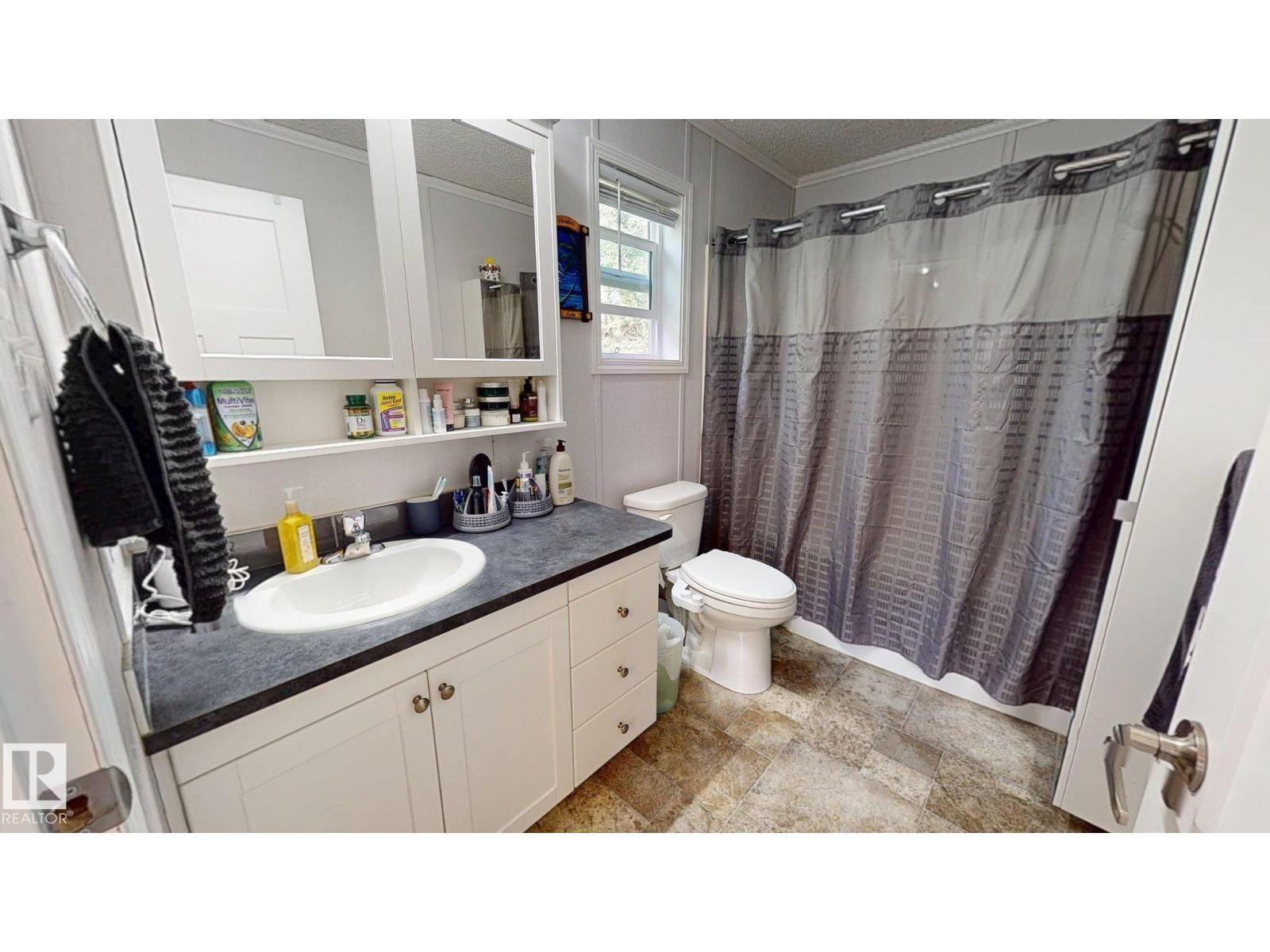 4707 52A ST - 12