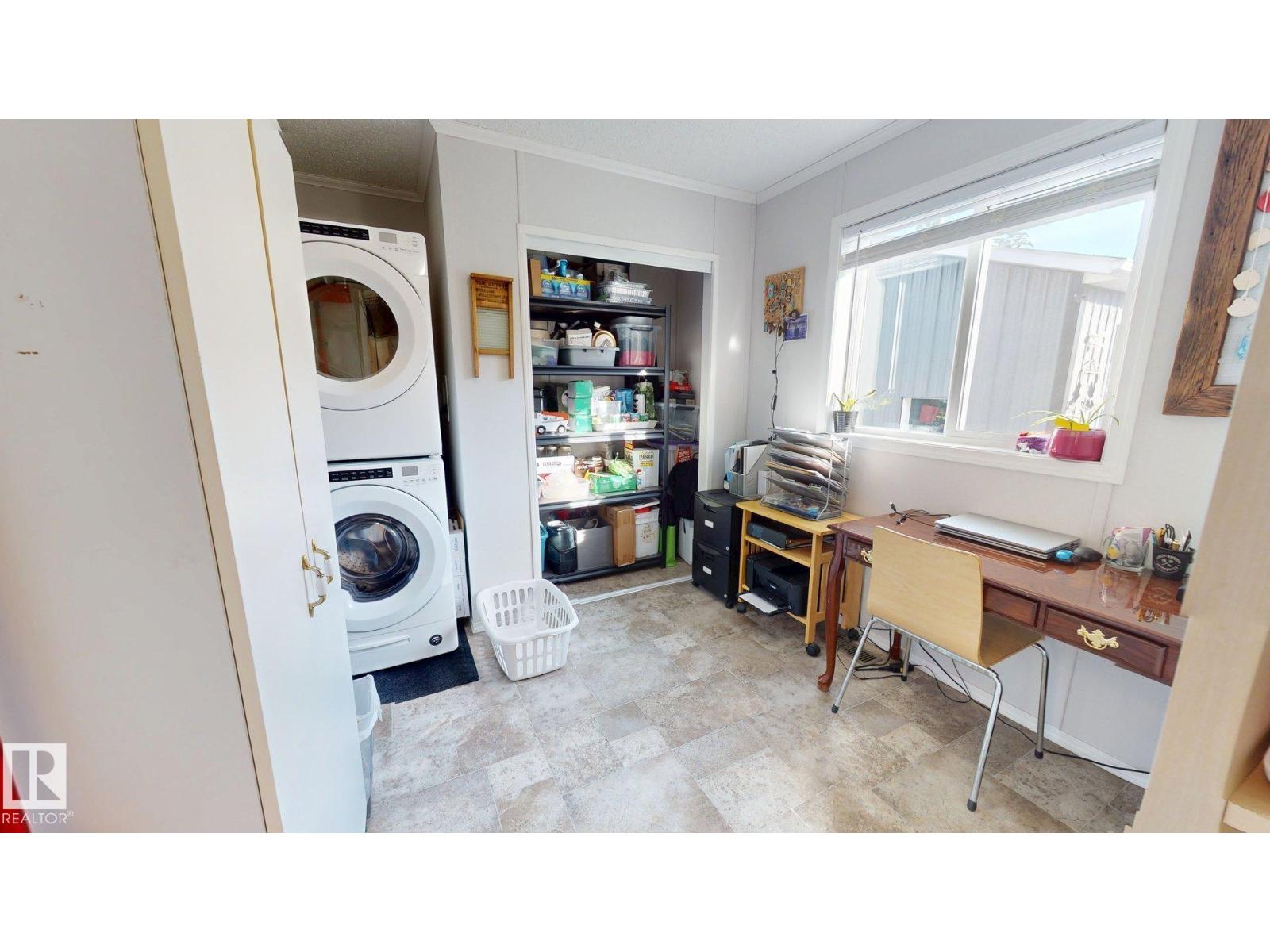 4707 52A ST - 8