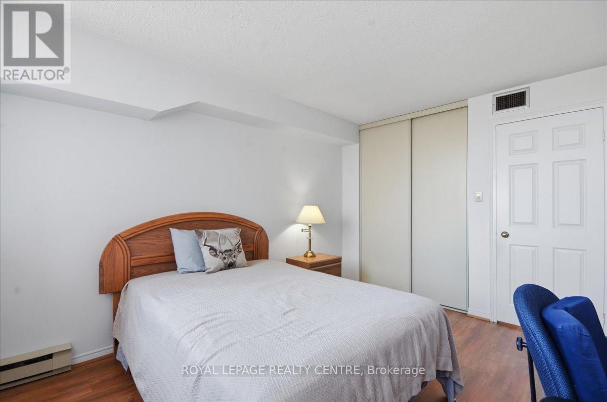 #410 1360 RATHBURN ROAD E - 28