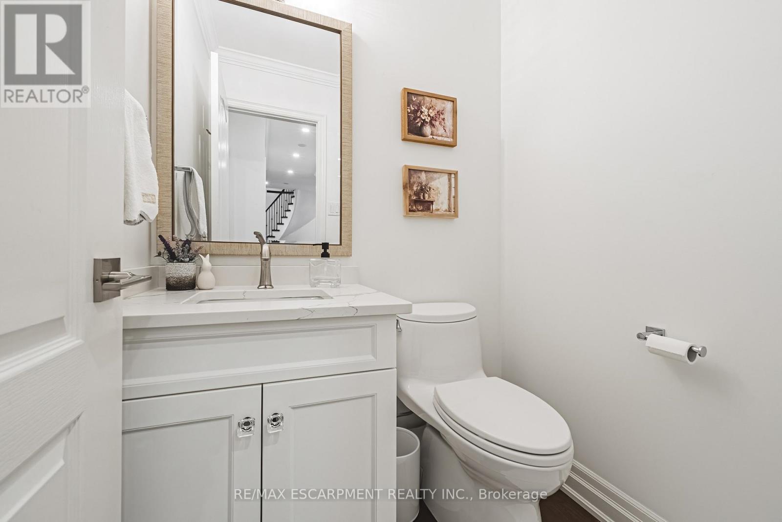 #19 4211 MILLCROFT PARK DRIVE - 16
