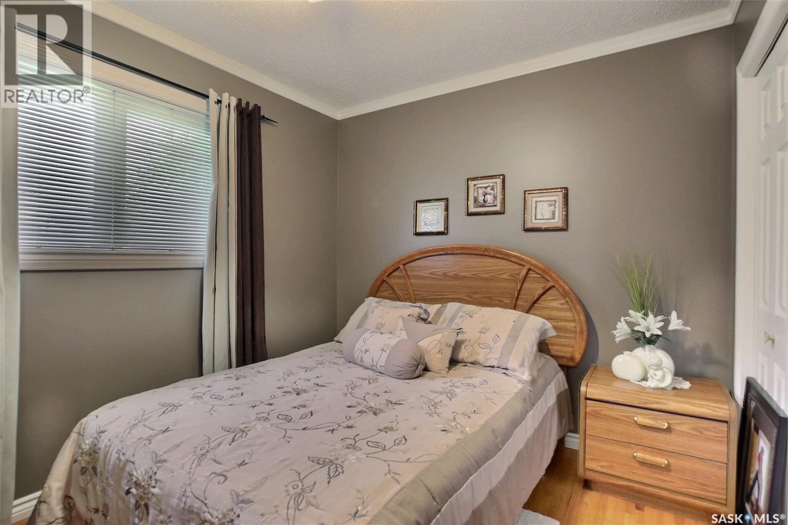 204 Rae STREET - 17