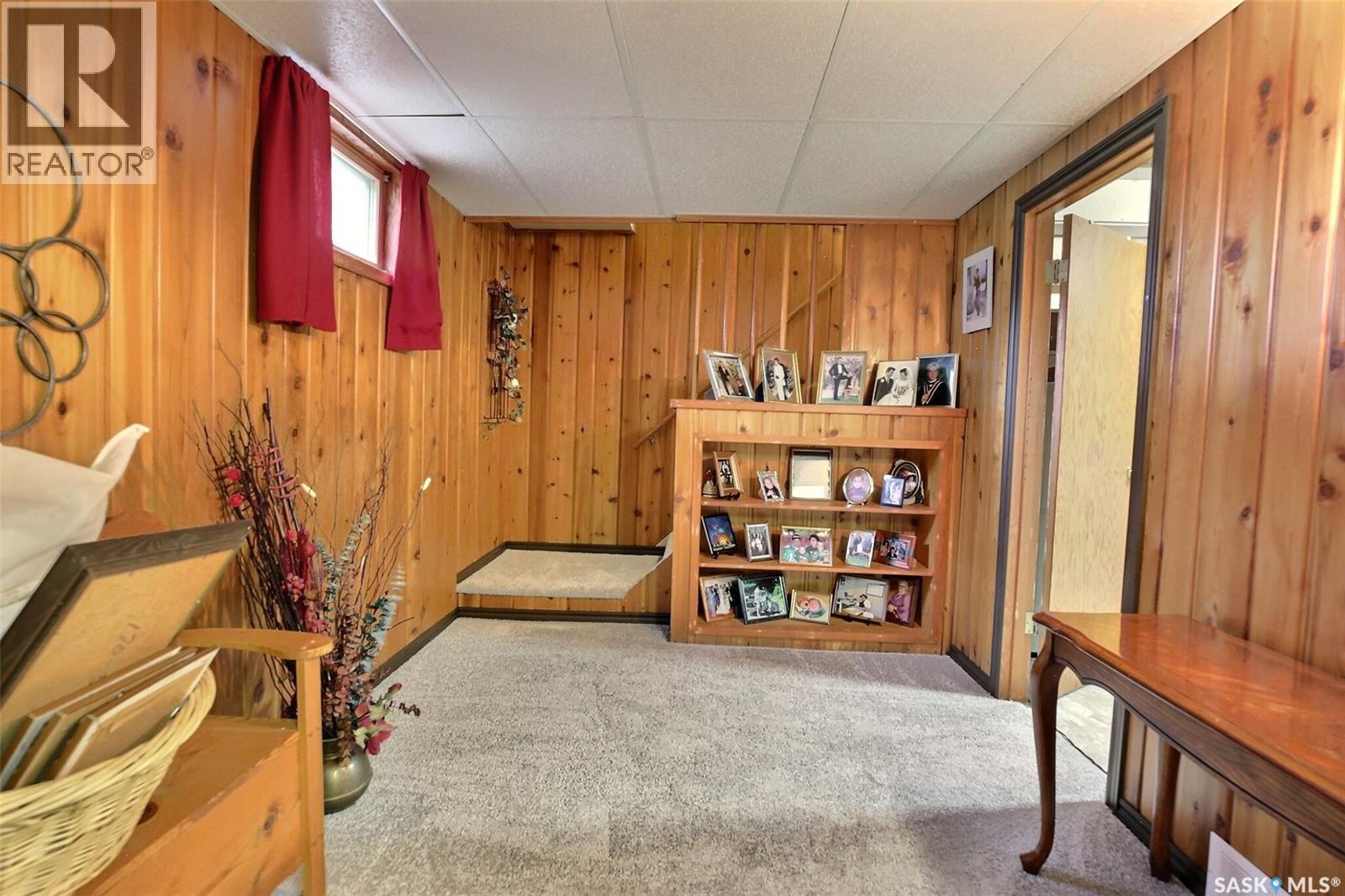 204 Rae STREET - 19