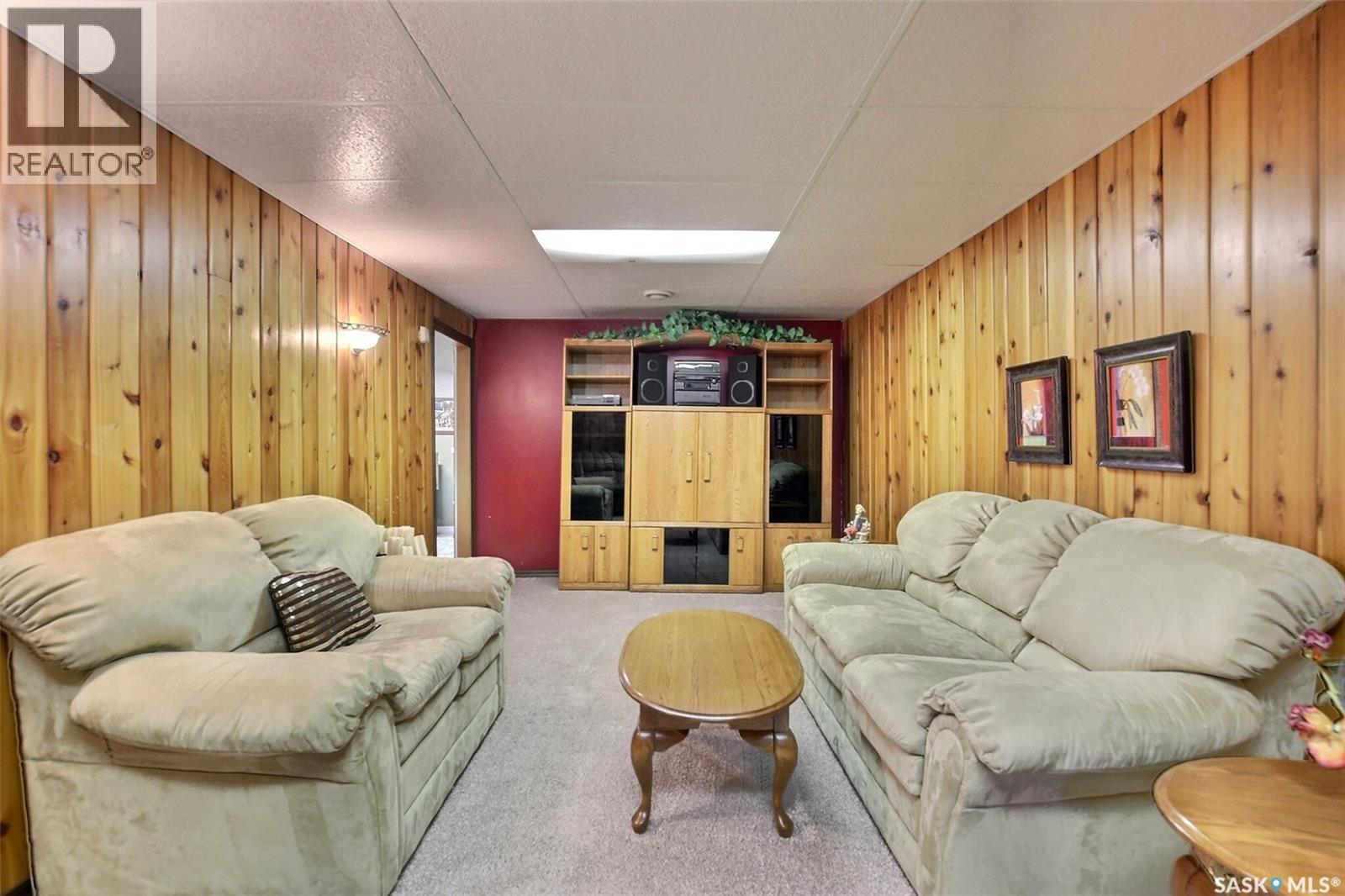 204 Rae STREET - 21