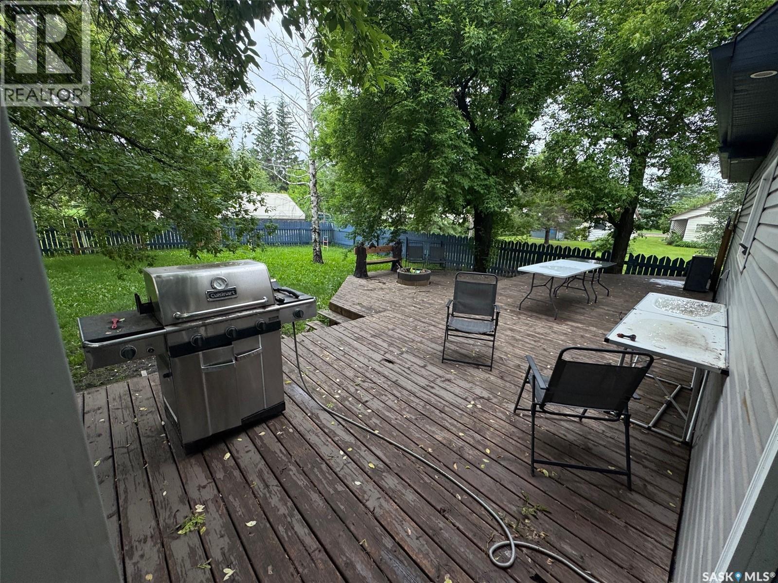 305 2nd STREET N - photo 3