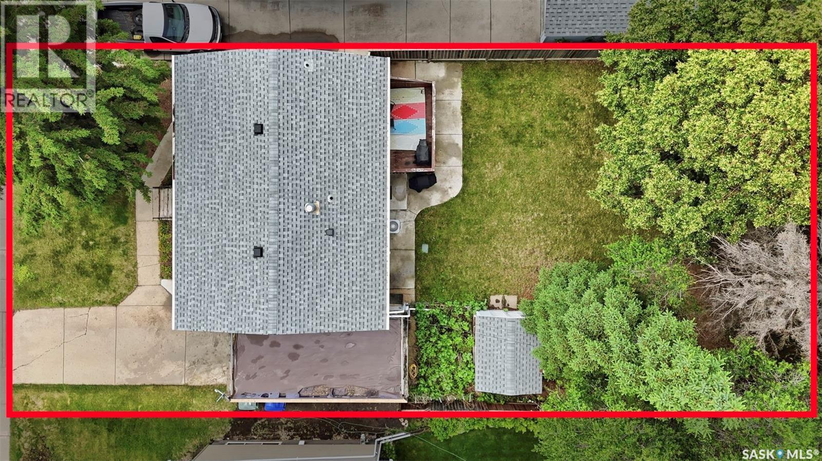 441 Vancouver AVENUE N — photo 28