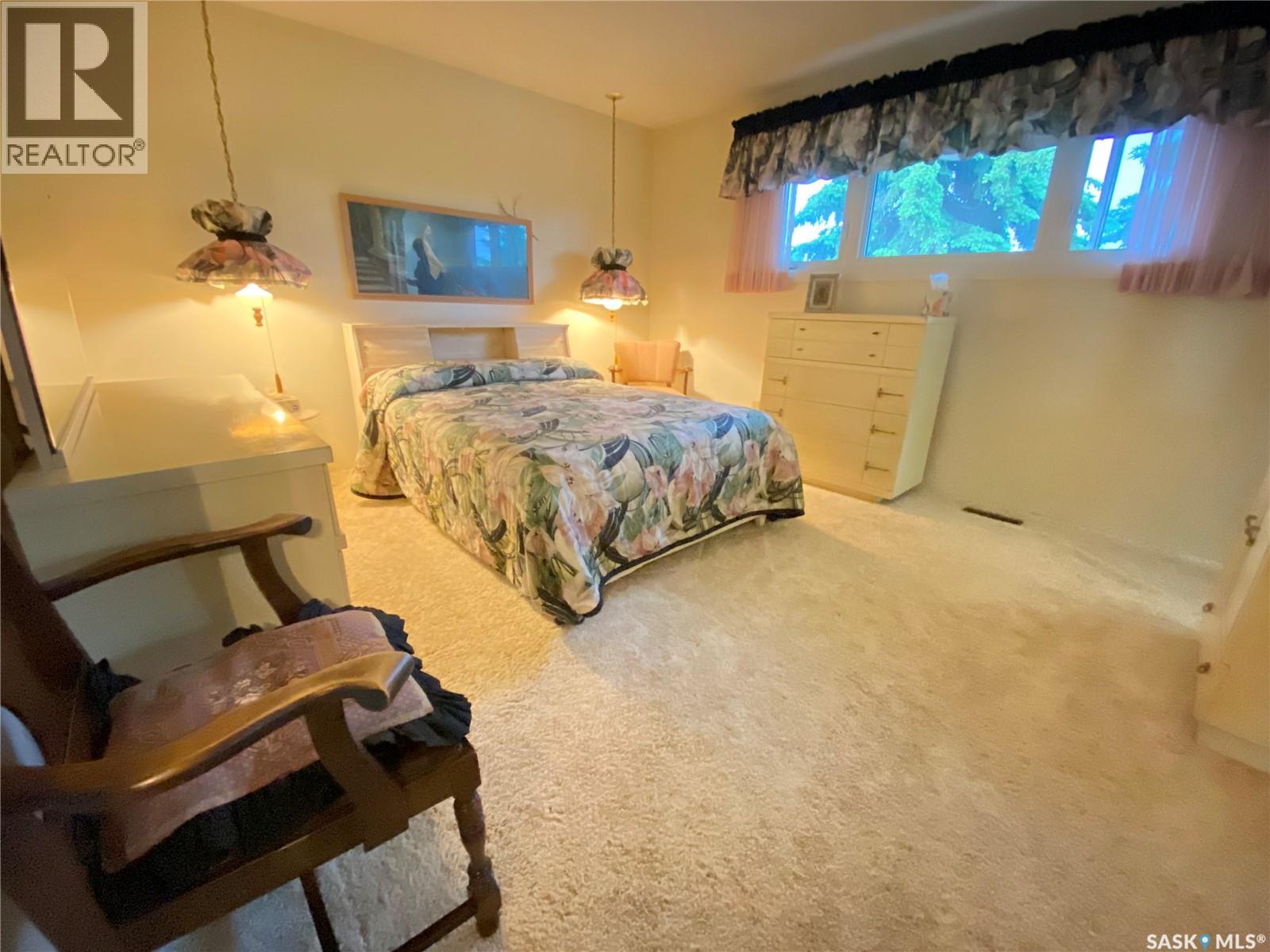 348 Wellington Park ROAD — photo 16