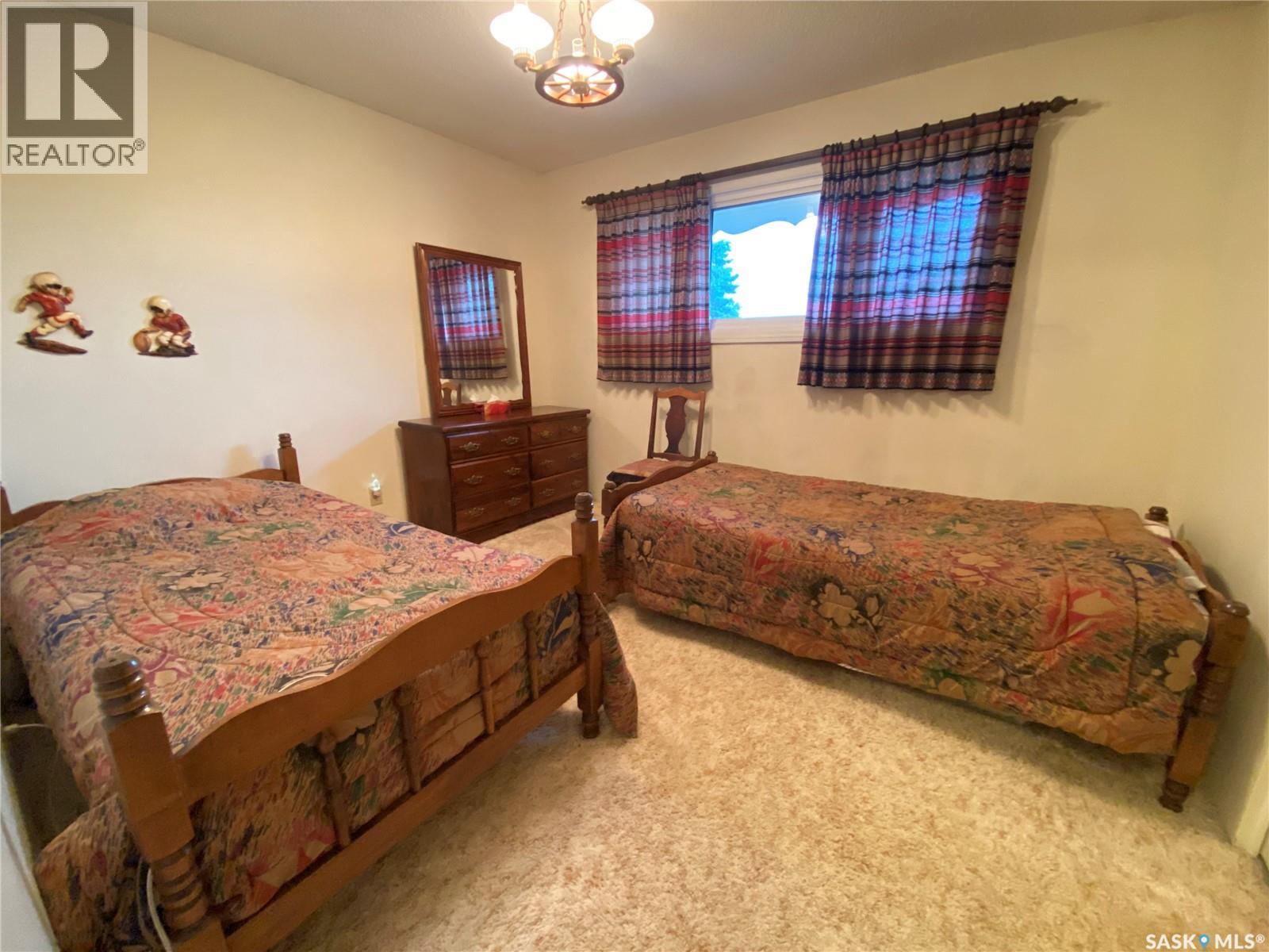 348 Wellington Park ROAD — photo 18