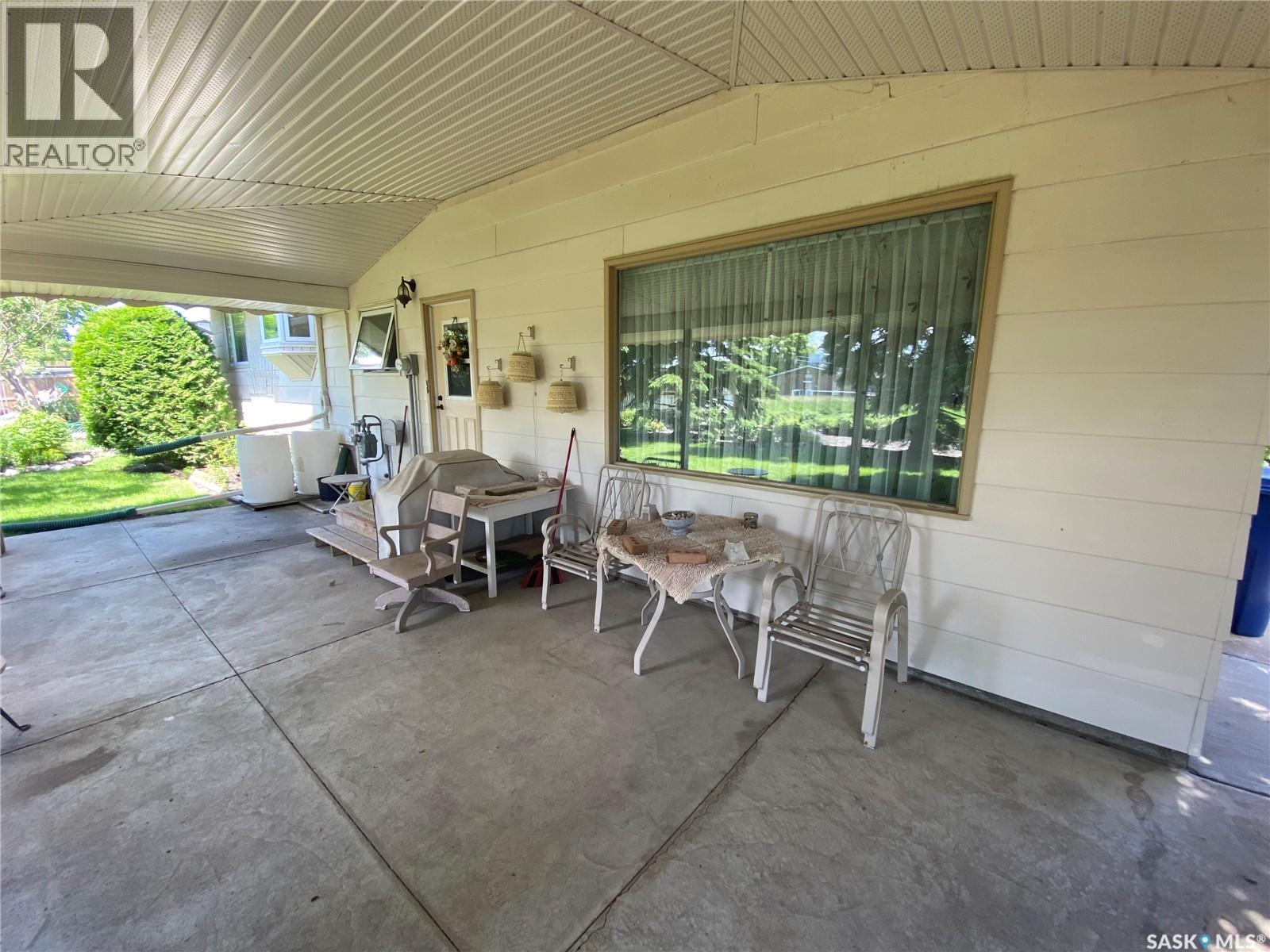348 Wellington Park ROAD — photo 31