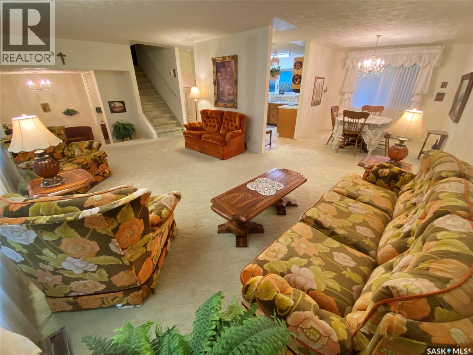 348 Wellington Park ROAD - photo 4
