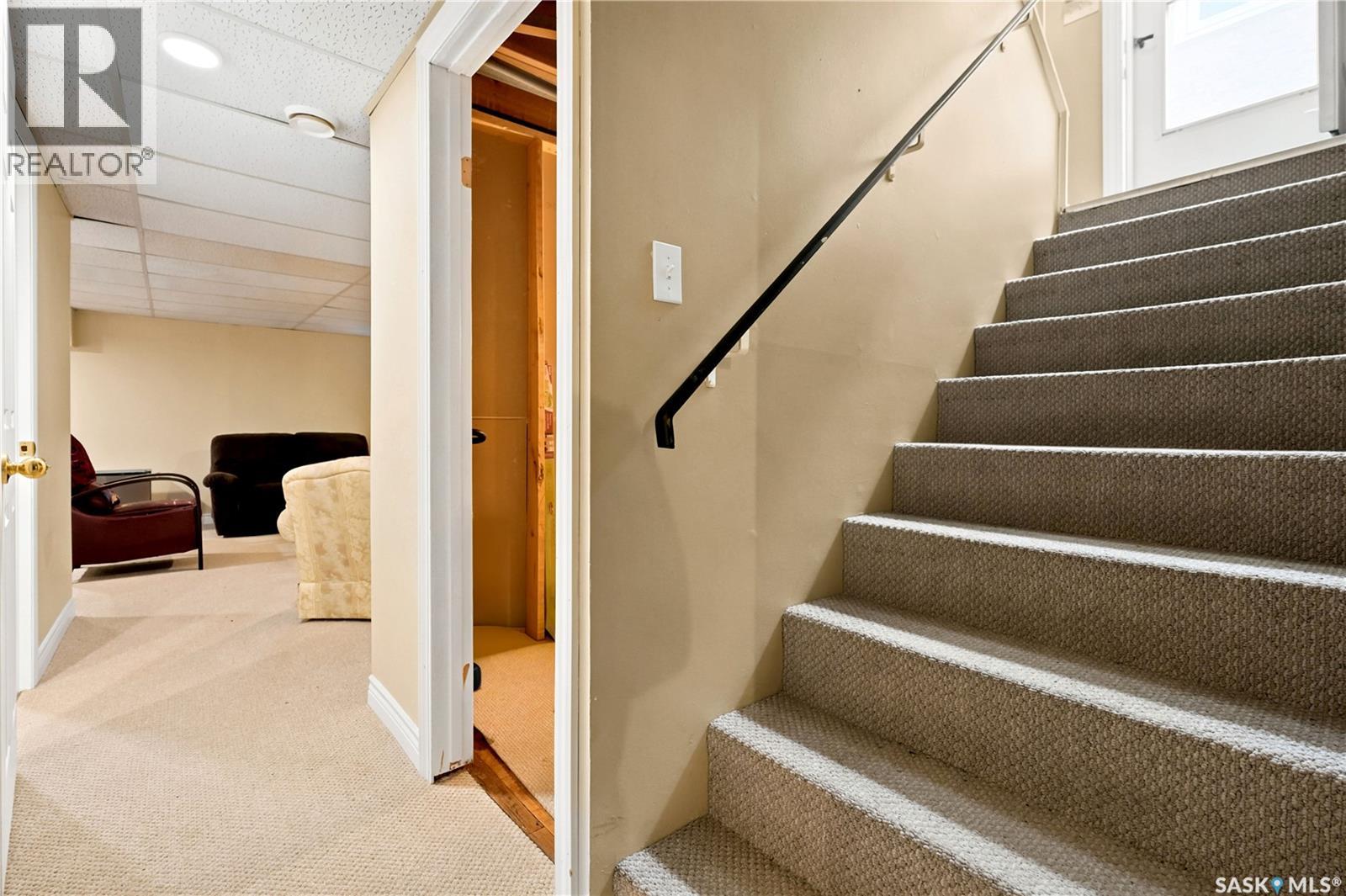 428 St John STREET — photo 20