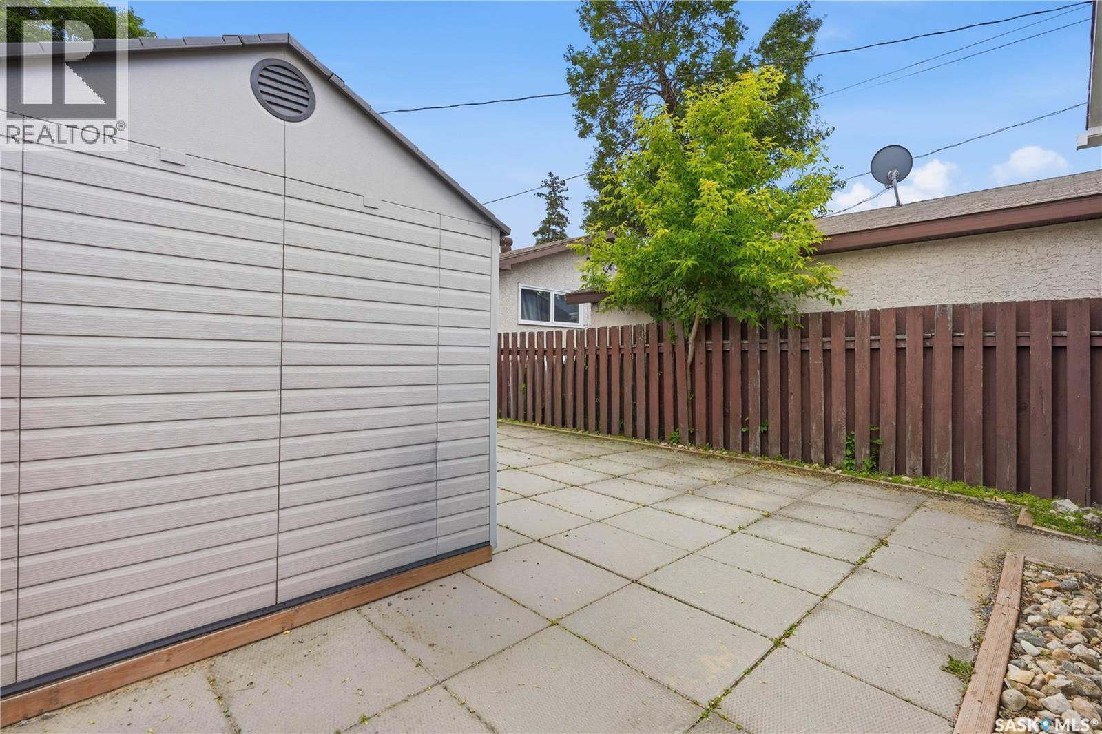 428 St John STREET — photo 36
