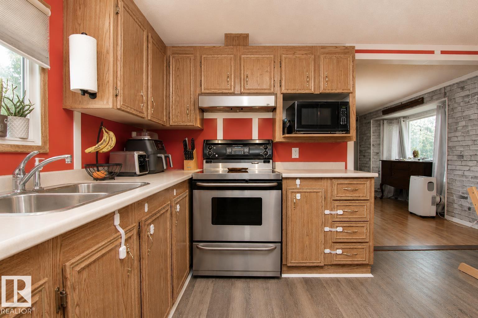 1036 Lakeland CR - 13