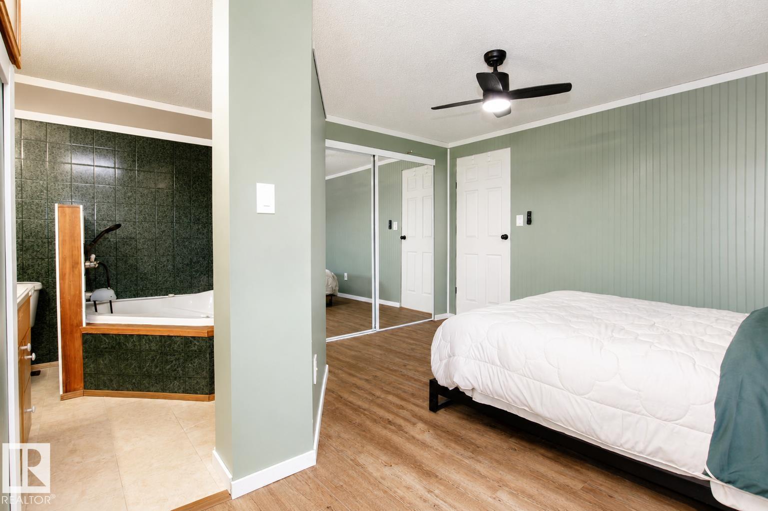 1036 Lakeland CR - 17