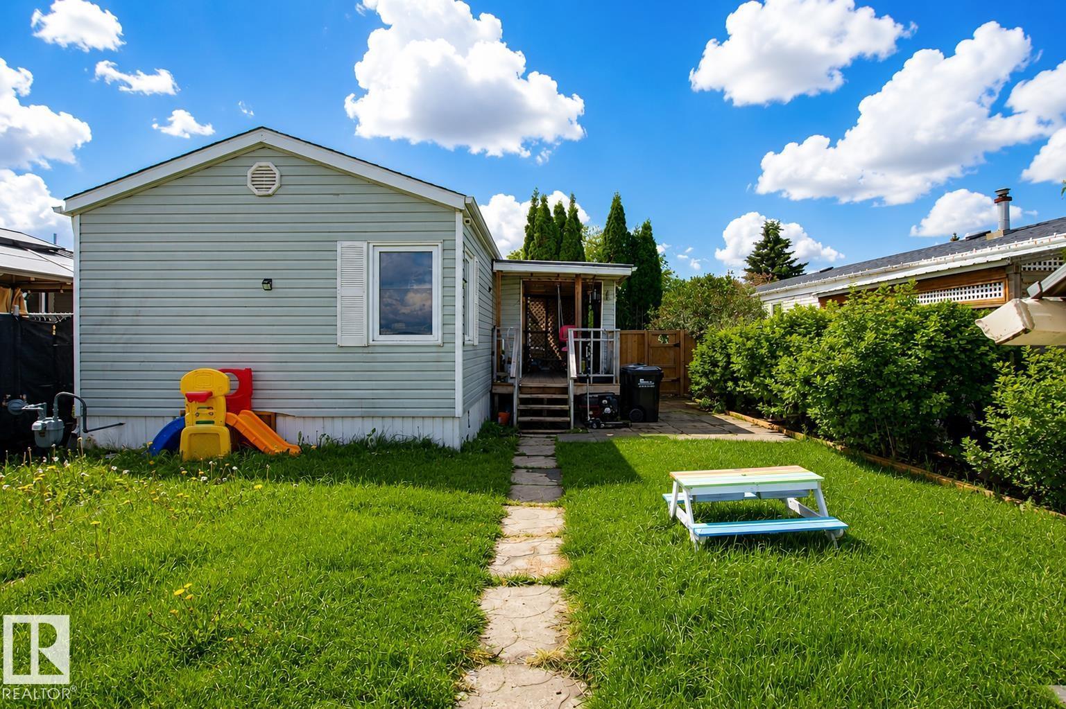 1036 Lakeland CR - 26