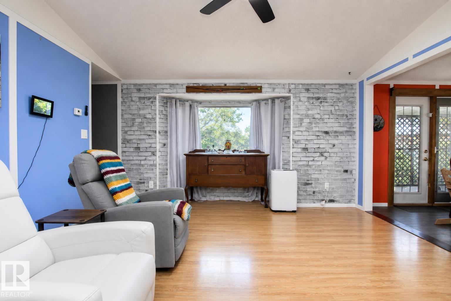 1036 Lakeland CR - 6