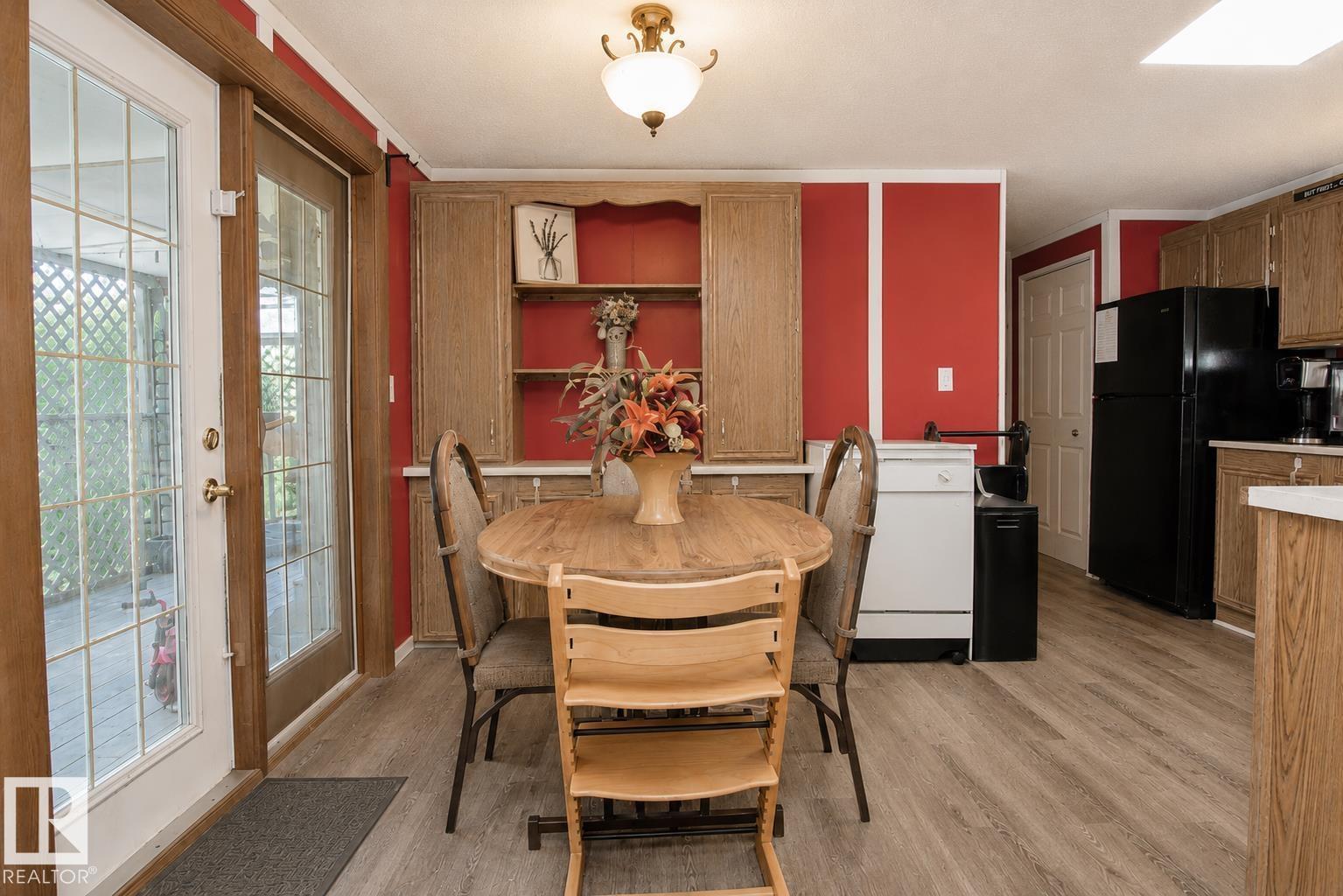 1036 Lakeland CR - 9