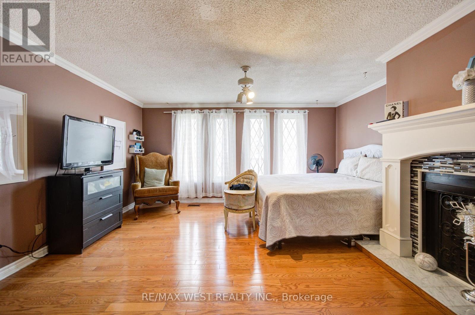 11 DANILACK COURT - 11