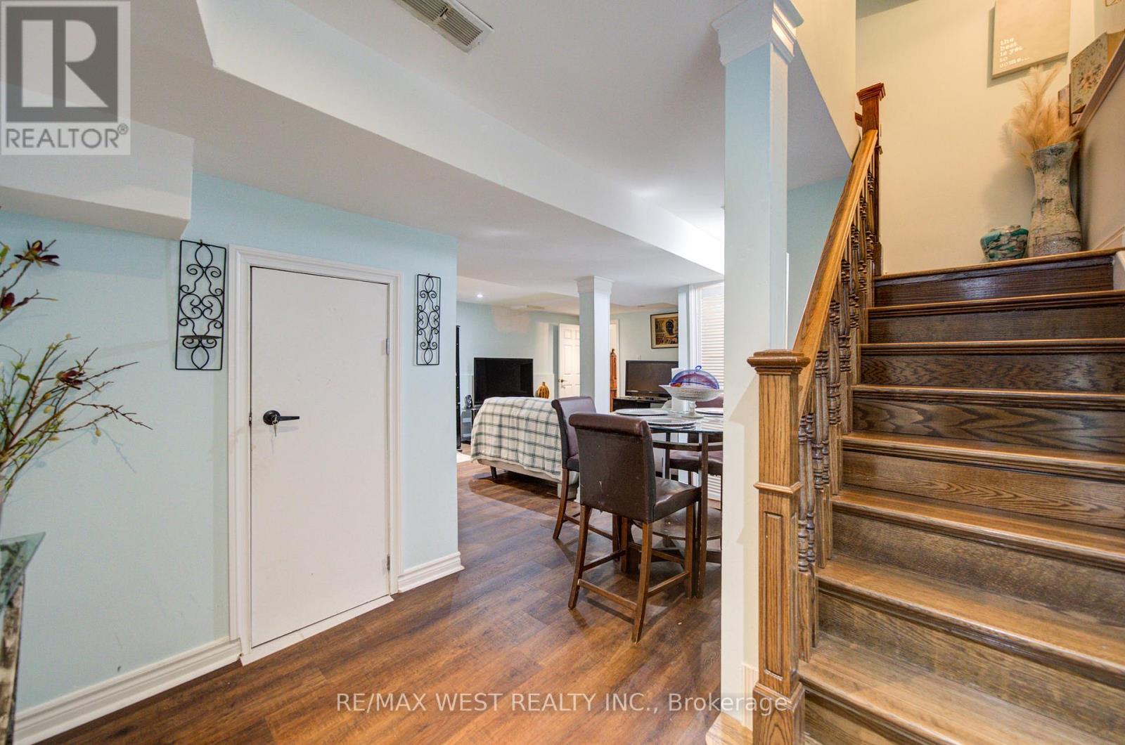 11 DANILACK COURT - 22