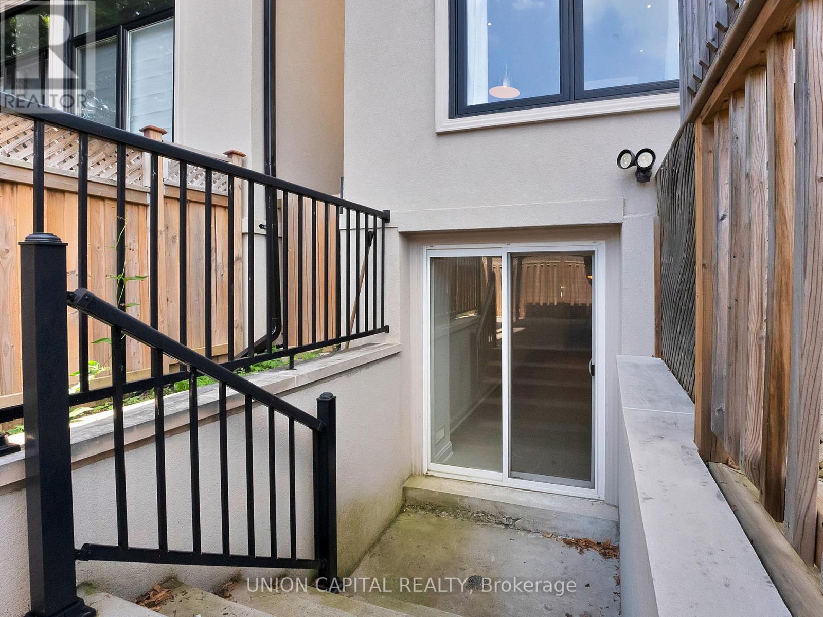 99A LEYTON AVENUE - 44