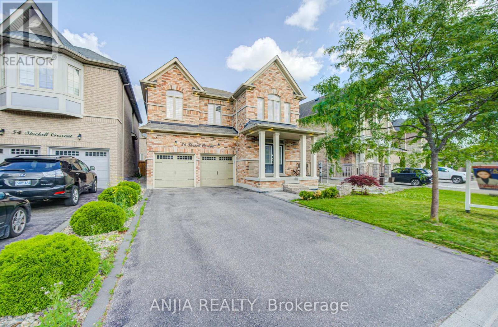 56 STOCKELL CRESCENT - 2