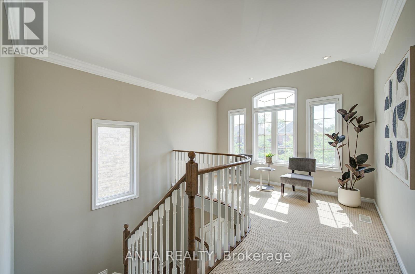 56 STOCKELL CRESCENT - 26