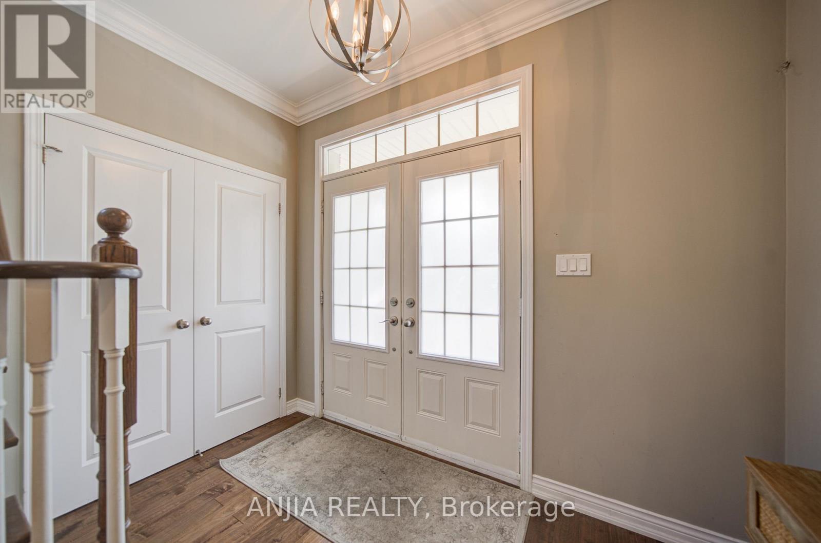 56 STOCKELL CRESCENT - 6
