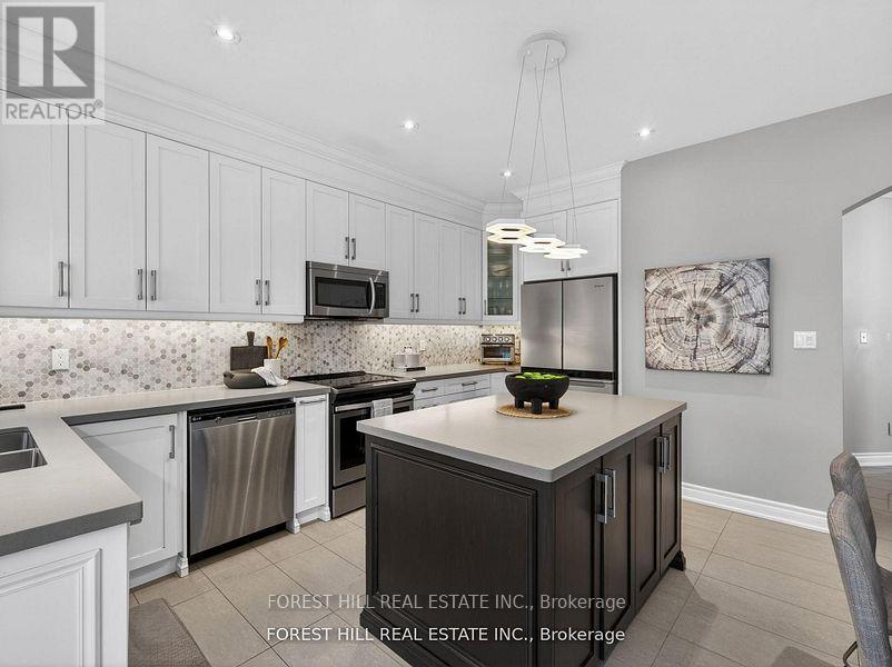 92 SEABREEZE AVENUE - 11