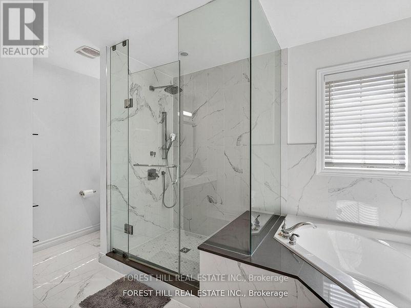 92 SEABREEZE AVENUE - 25