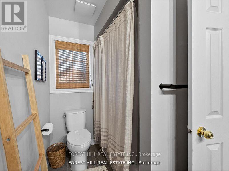 92 SEABREEZE AVENUE - 34
