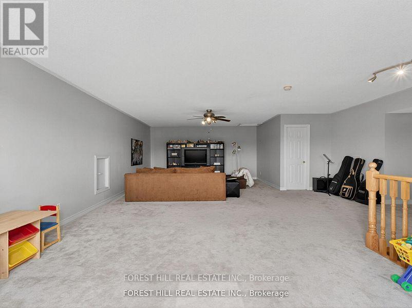 92 SEABREEZE AVENUE - 38