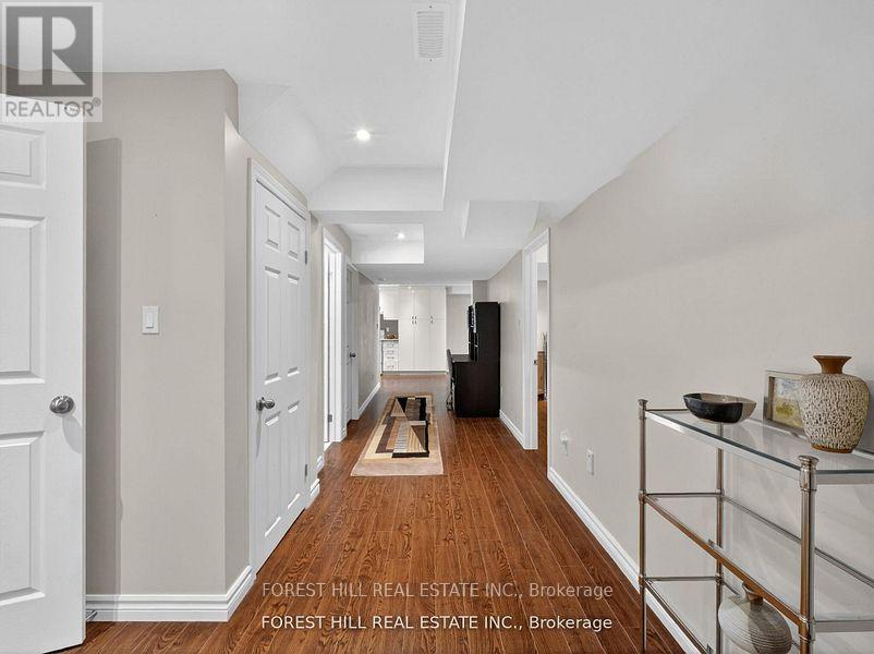 92 SEABREEZE AVENUE - 41