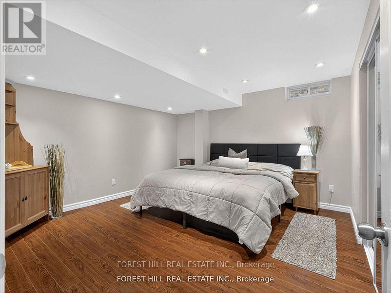 92 SEABREEZE AVENUE - 47