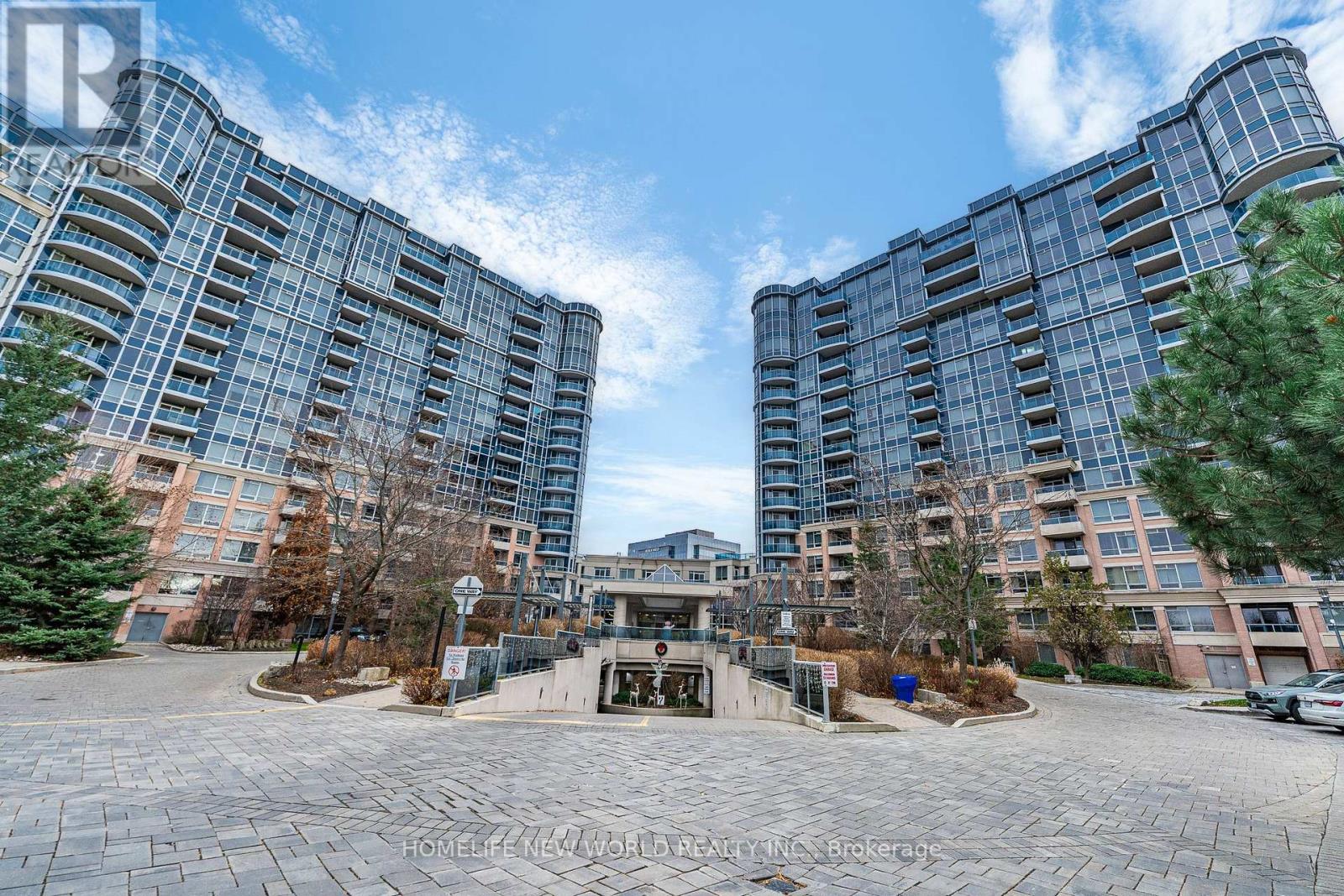 #PH63 23 COX BOULEVARD - 1