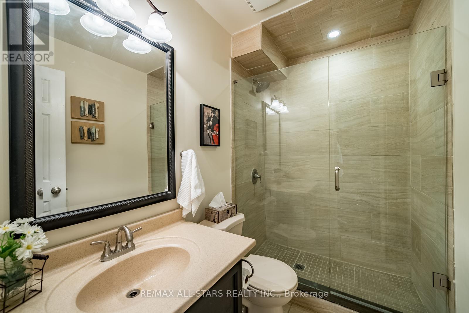 245 CAM FELLA BOULEVARD - 14