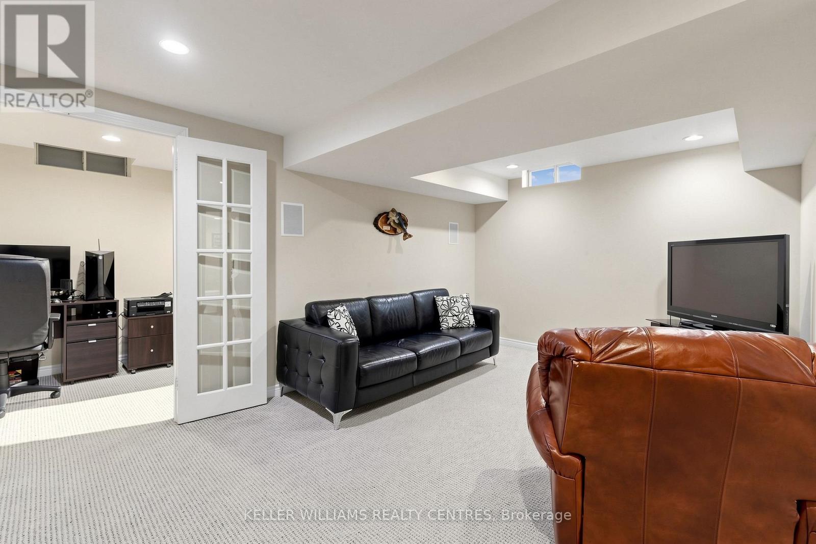 118 WOODROOF CRESCENT - 25