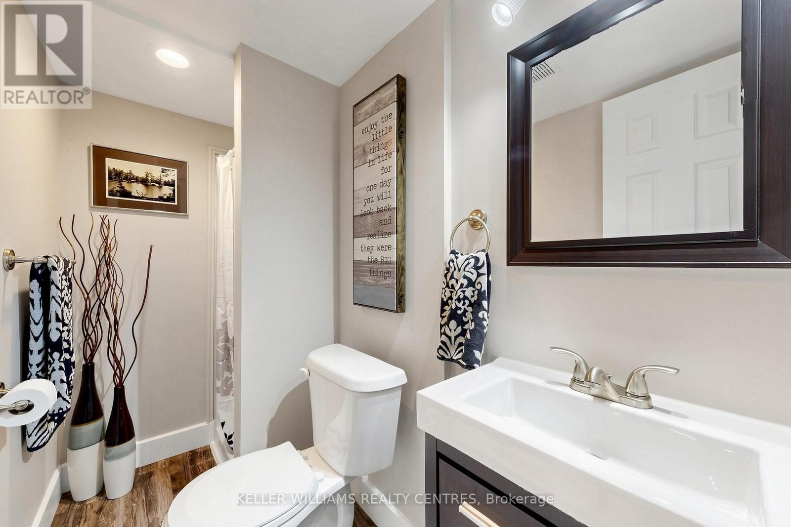 118 WOODROOF CRESCENT - 27
