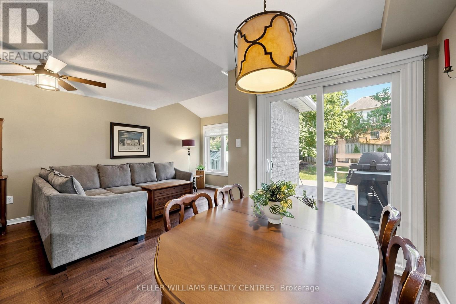 118 WOODROOF CRESCENT - 4