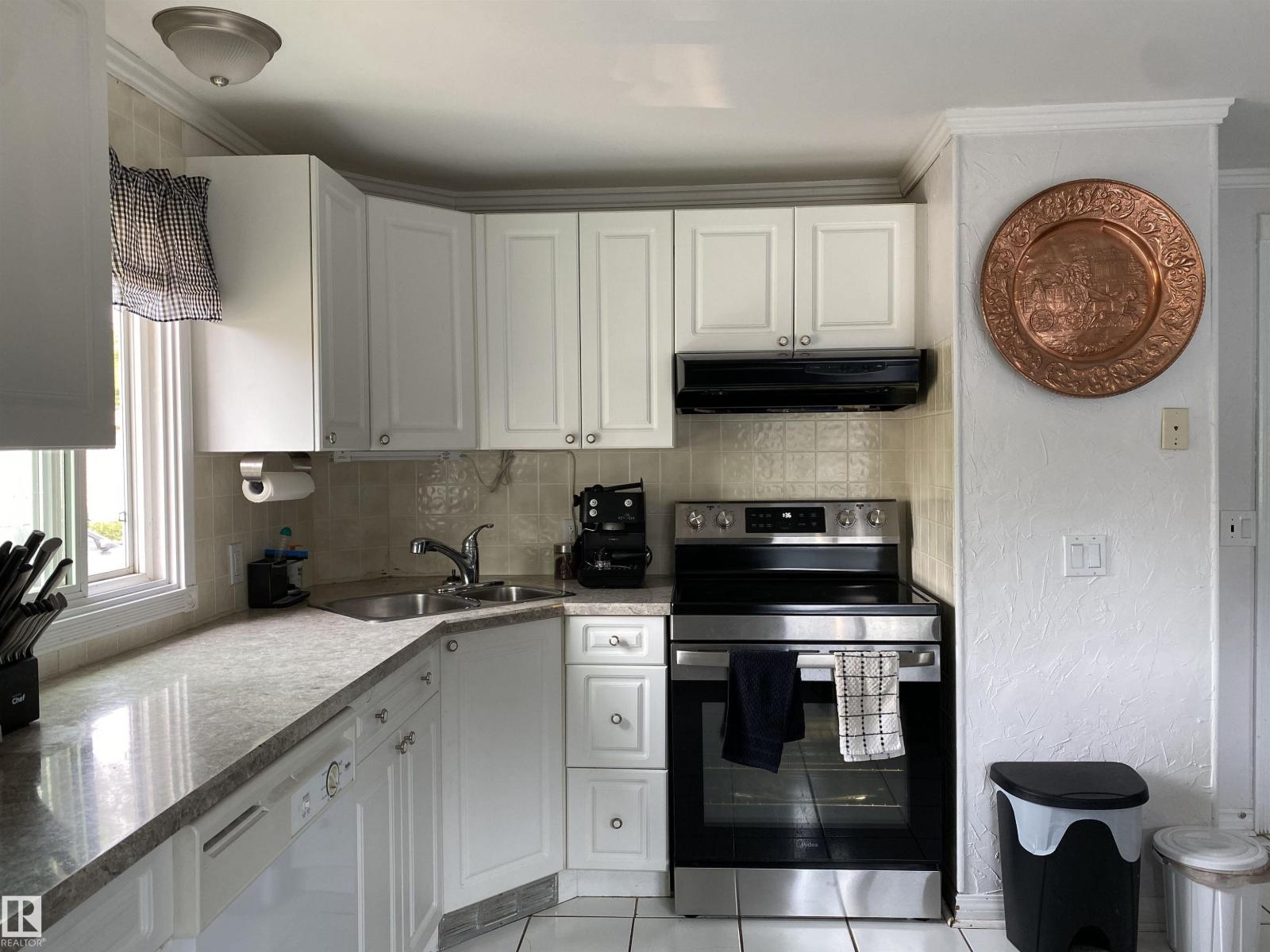 15 Cliff CR NW — photo 9